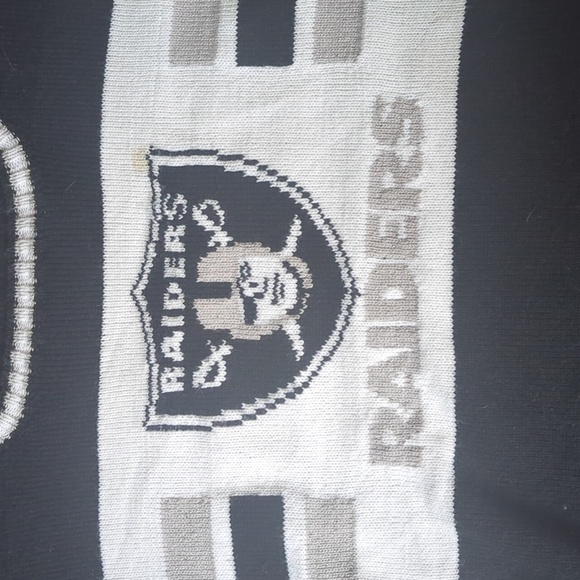 Knit Oakland Raiders Sweater - Picture 4 of 4